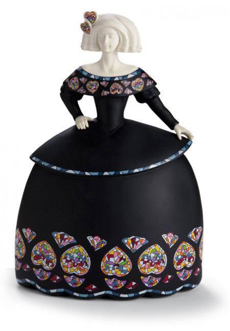 Figura Decorativa original de la marca Nadal, Menina posando