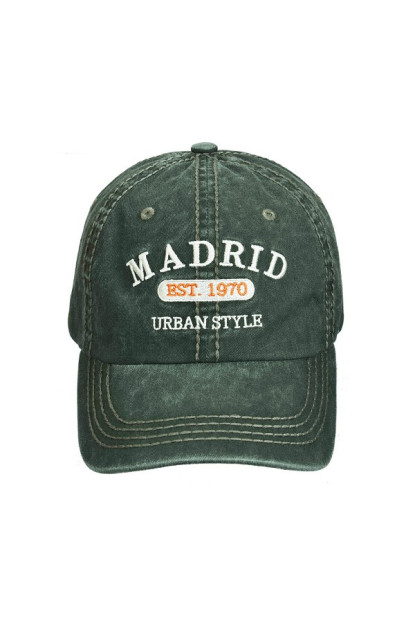 Gorra Madrid estilo urbano verde
