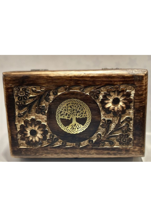 Caja de madera tallada a mano. Fabricada en la India 