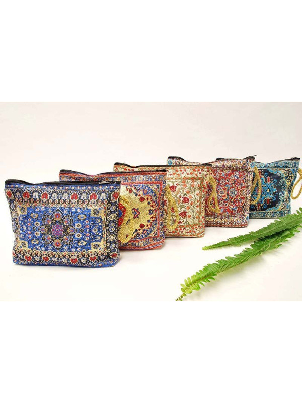 Bolso Make Up Bordado Oro 12x17cm